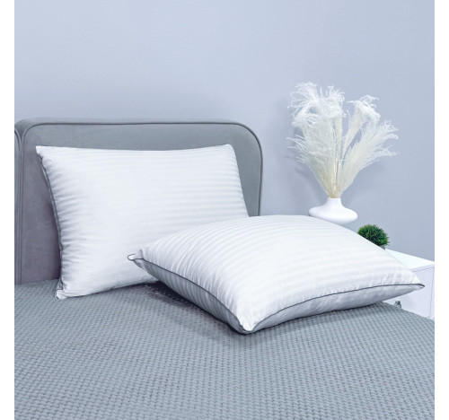 Подушка VELLA SATIN 500х700х180 мм